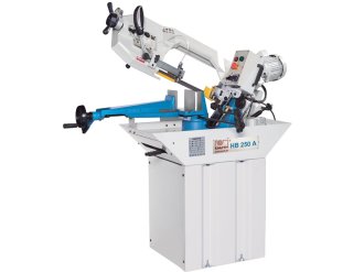 Jednoduchá pokosová pila HB 250 A přesvědčila poměrem cena/ výkon